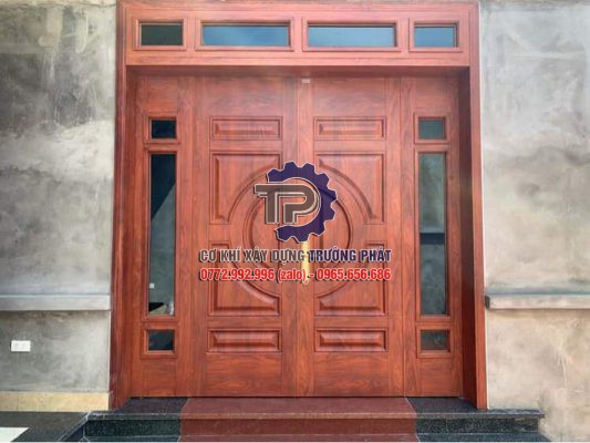 Làm cửa thép nhập khẩu cao cấp thi công lắp đặt tại Long Khánh