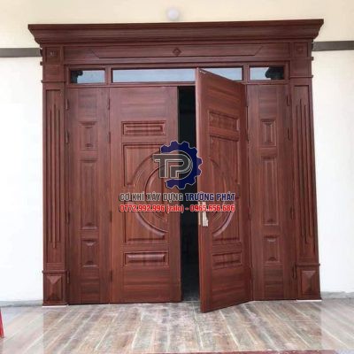 Cửa thép vân gỗ nhập khẩu đẹp giá rẻ tại Định Quán