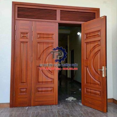 Cửa thép vân gỗ giá rẻ tại Bình Dương