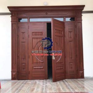 Cửa thép vân gỗ tại Dĩ An