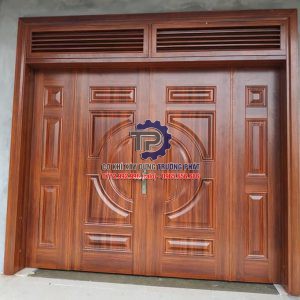 Cửa thép vân gỗ tại Thủ Dầu Một