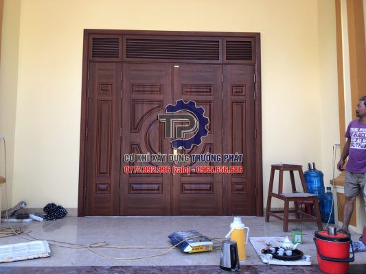 Cửa thép vân gỗ tại Lâm Đồng