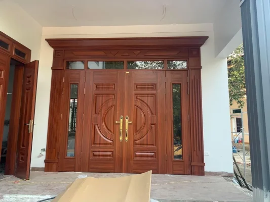 Cửa thép vân gỗ giá rẻ tại Nhơn Trạch